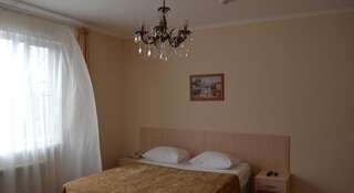 Гостиница Ливерпуль Курганинск Улучшенный двухместный номер Делюкс с 1 кроватью или 2 отдельными кроватями-5